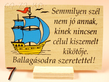 Fatábla kis talpas 10x7cm