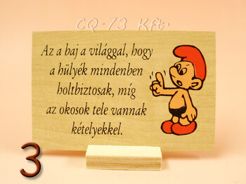 Fatábla kis talpas 10x7cm