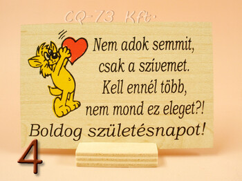 Fatábla kis talpas 10x7cm