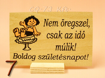 Fatábla kis talpas 10x7cm